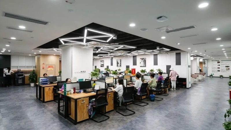 企业内训课程定制的第一步是明确需求。这包括但不限于以下方面：