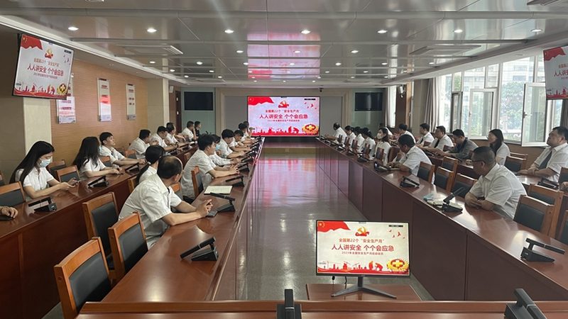 小标题：职业培训的必要性