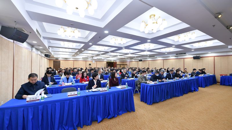 行政管理自考本科：跳槽方向与职业规划